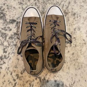 Men’s Camo Converse